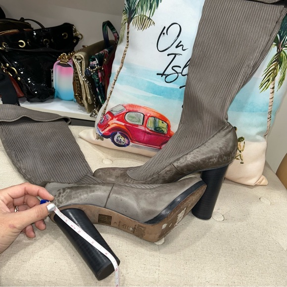 Dolce And Gabbana Vintage Grey Stretch Socks High Boot Heels Size 41 - Picture 8 of 12